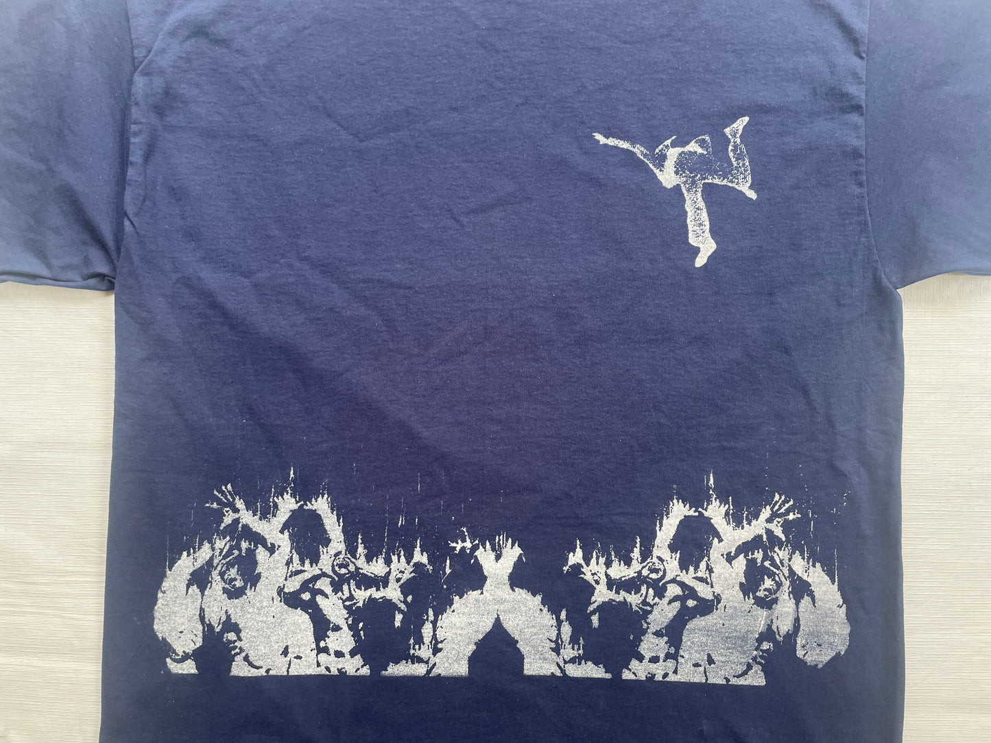 Temptations tee (2 colors)