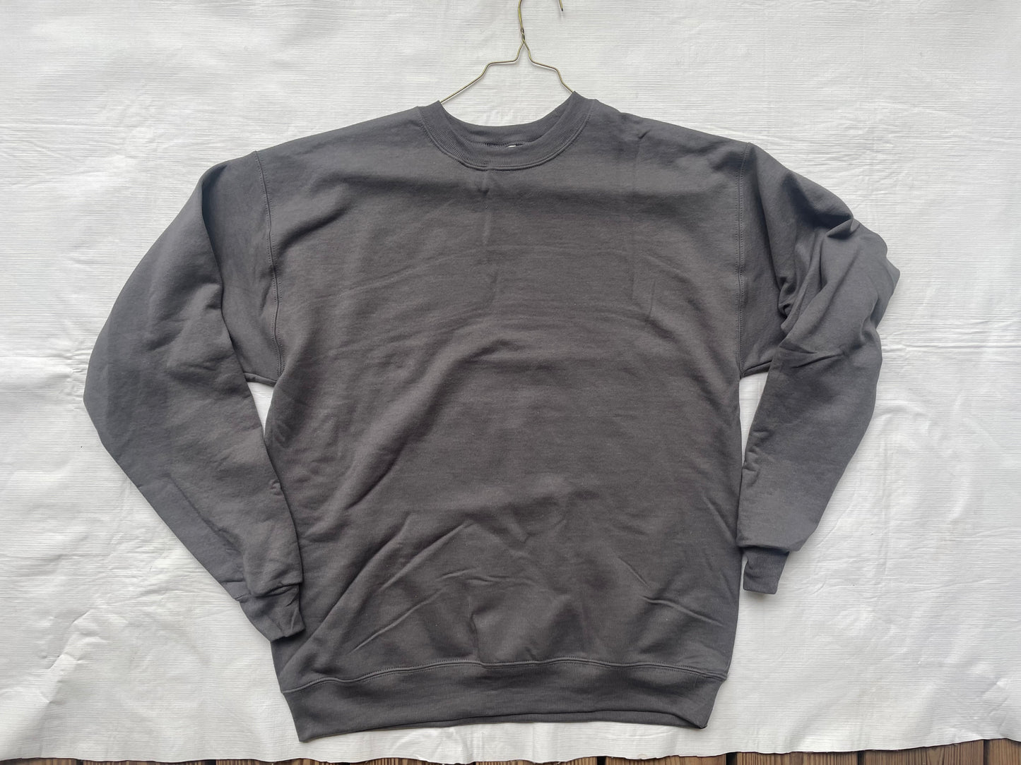 Wings crewneck (back only)