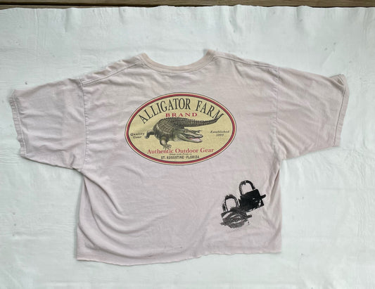 Alligator farm sample tee