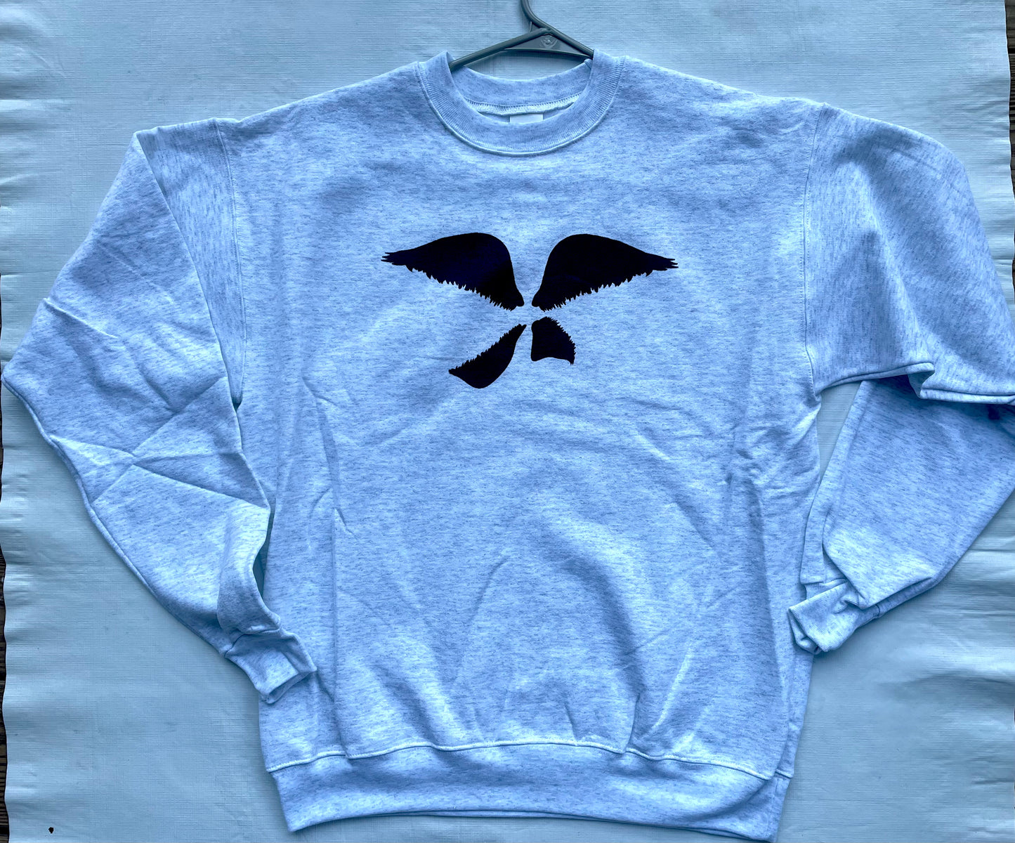 Wings crewneck